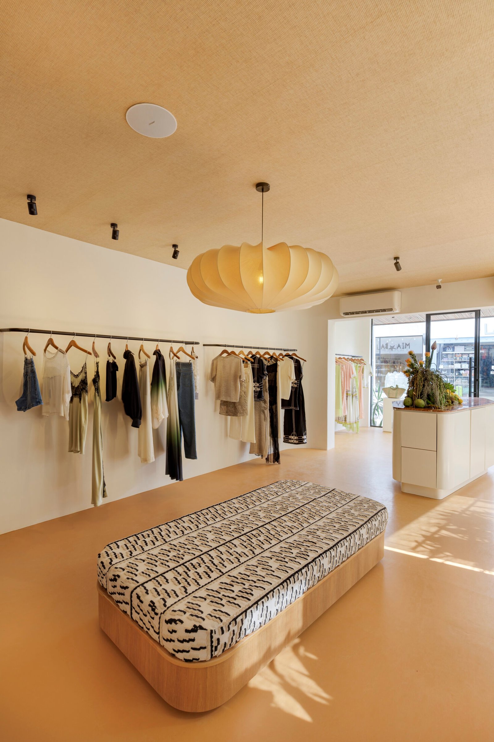 magali pascal store oberoi 11