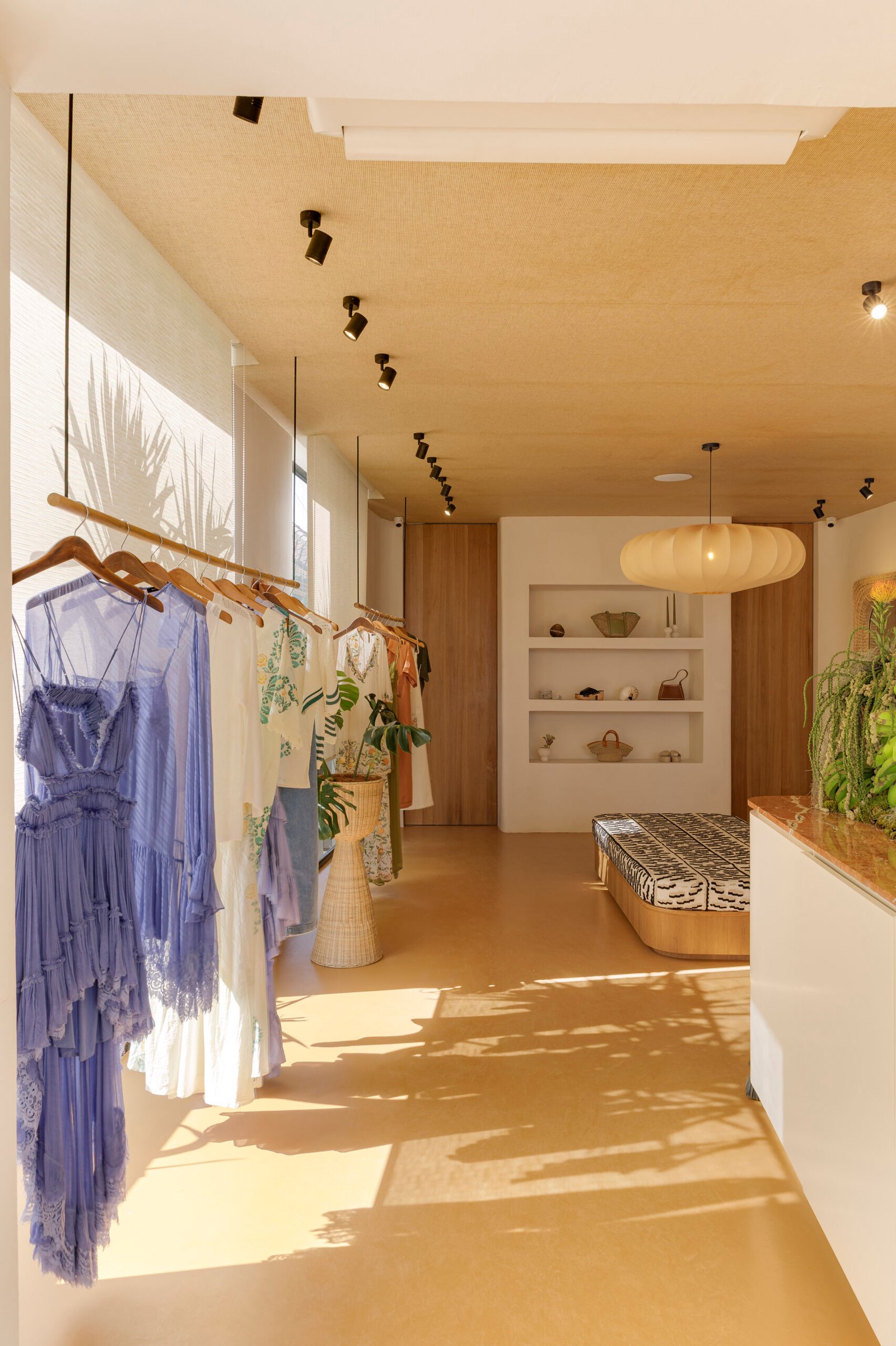 magali pascal store oberoi 5