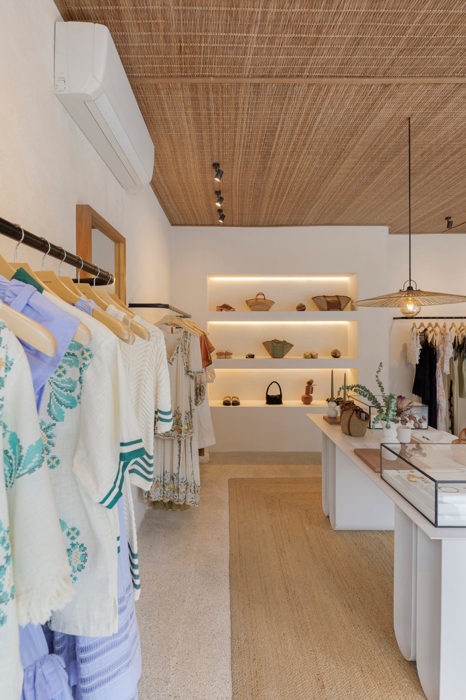 magali pascal store pererenan 7