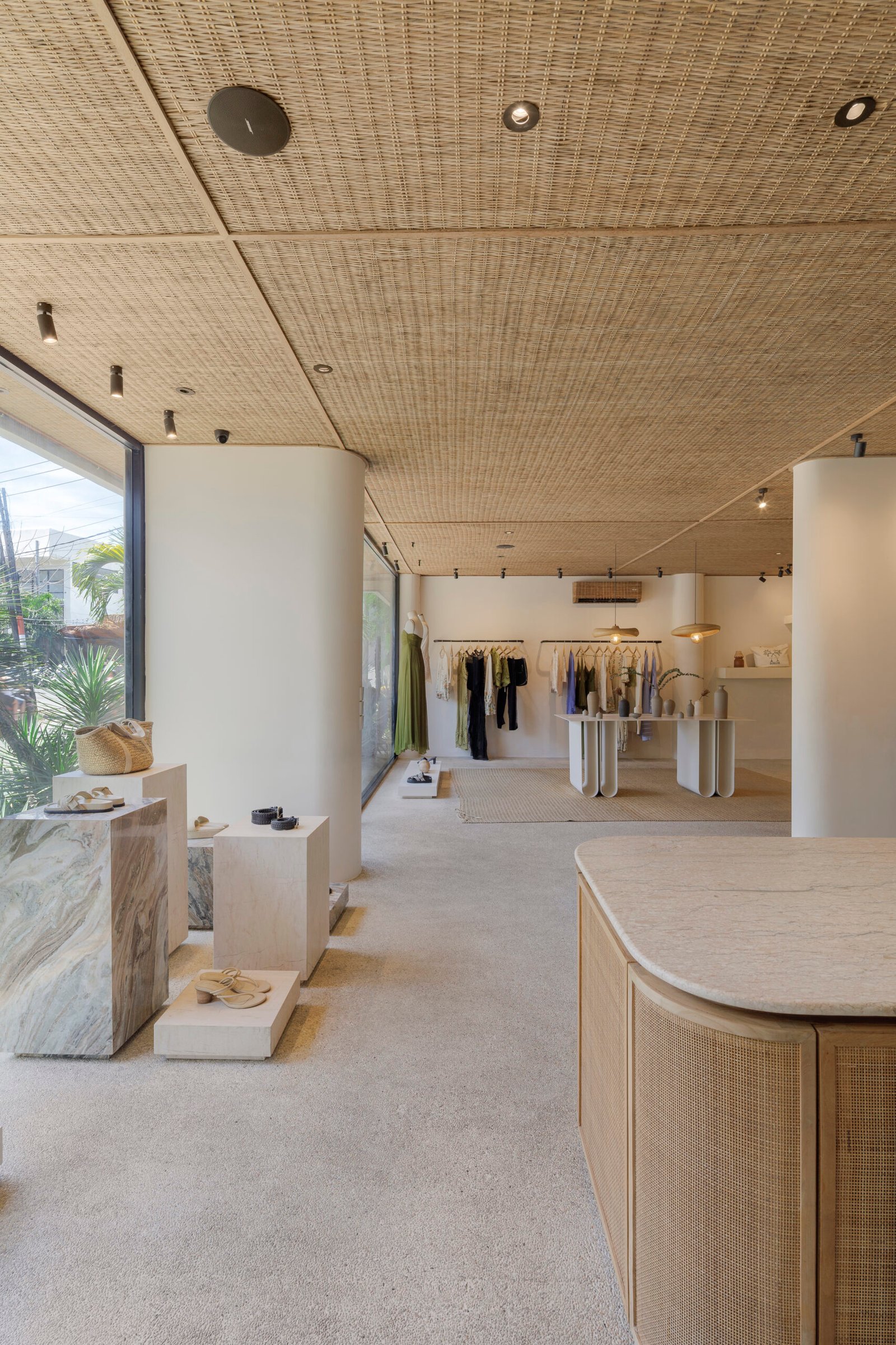 magali pascal store uluwatu 9